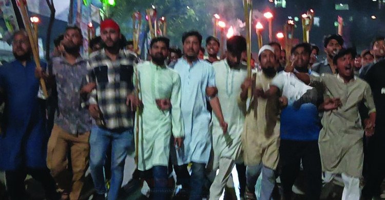 এনসিপির মশাল মিছিলে ‘জয় বাংলা’ স্লোগান, মুহূর্তে উত্তেজনা